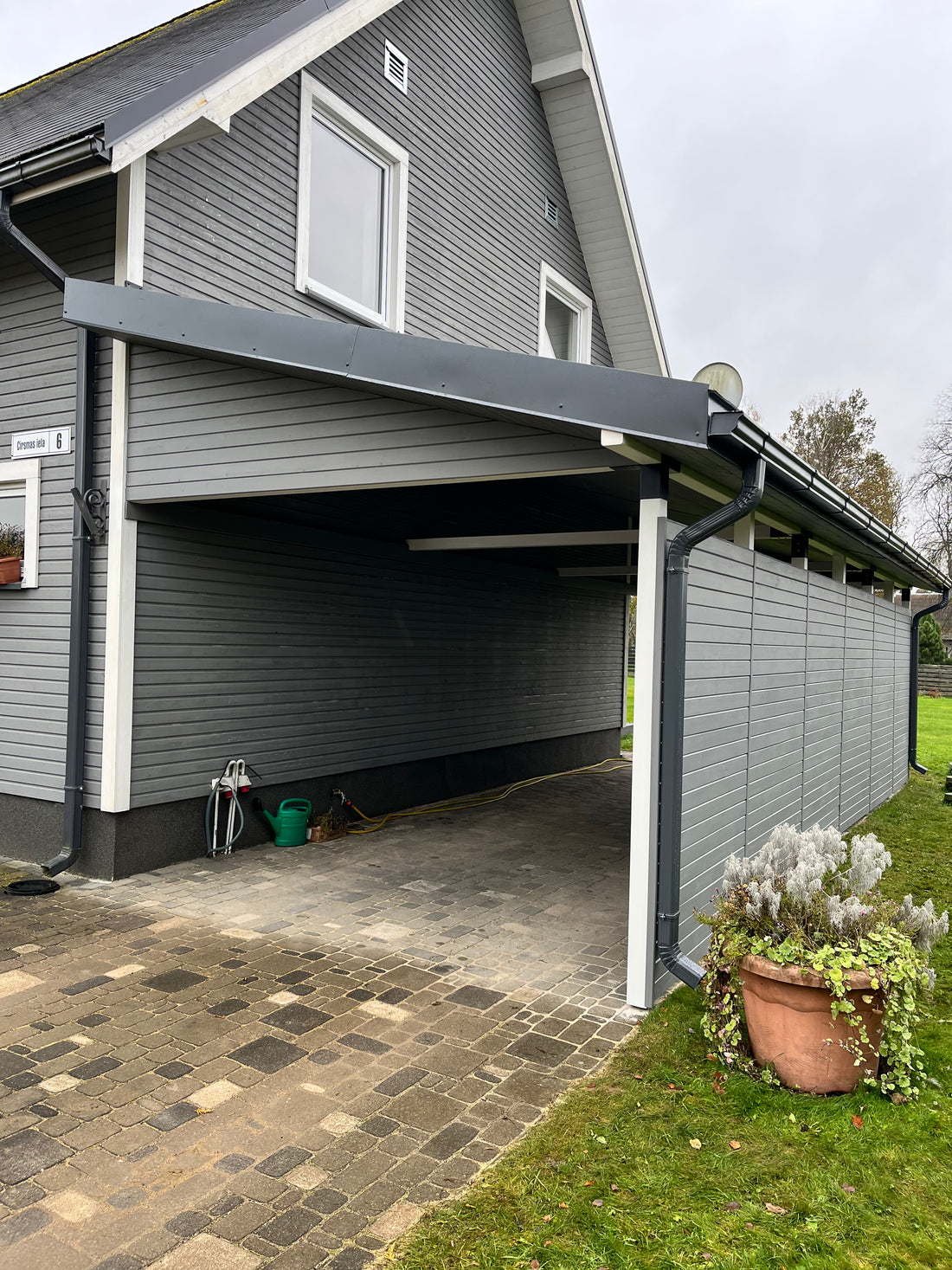 Modular carport 10mx4m.