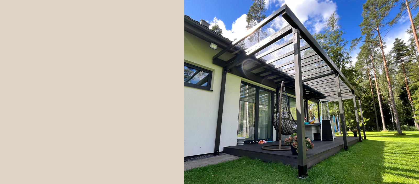 Modern house with a covered outdoor area and swing, surrounded by trees and grass.slider_item_XCpUQH