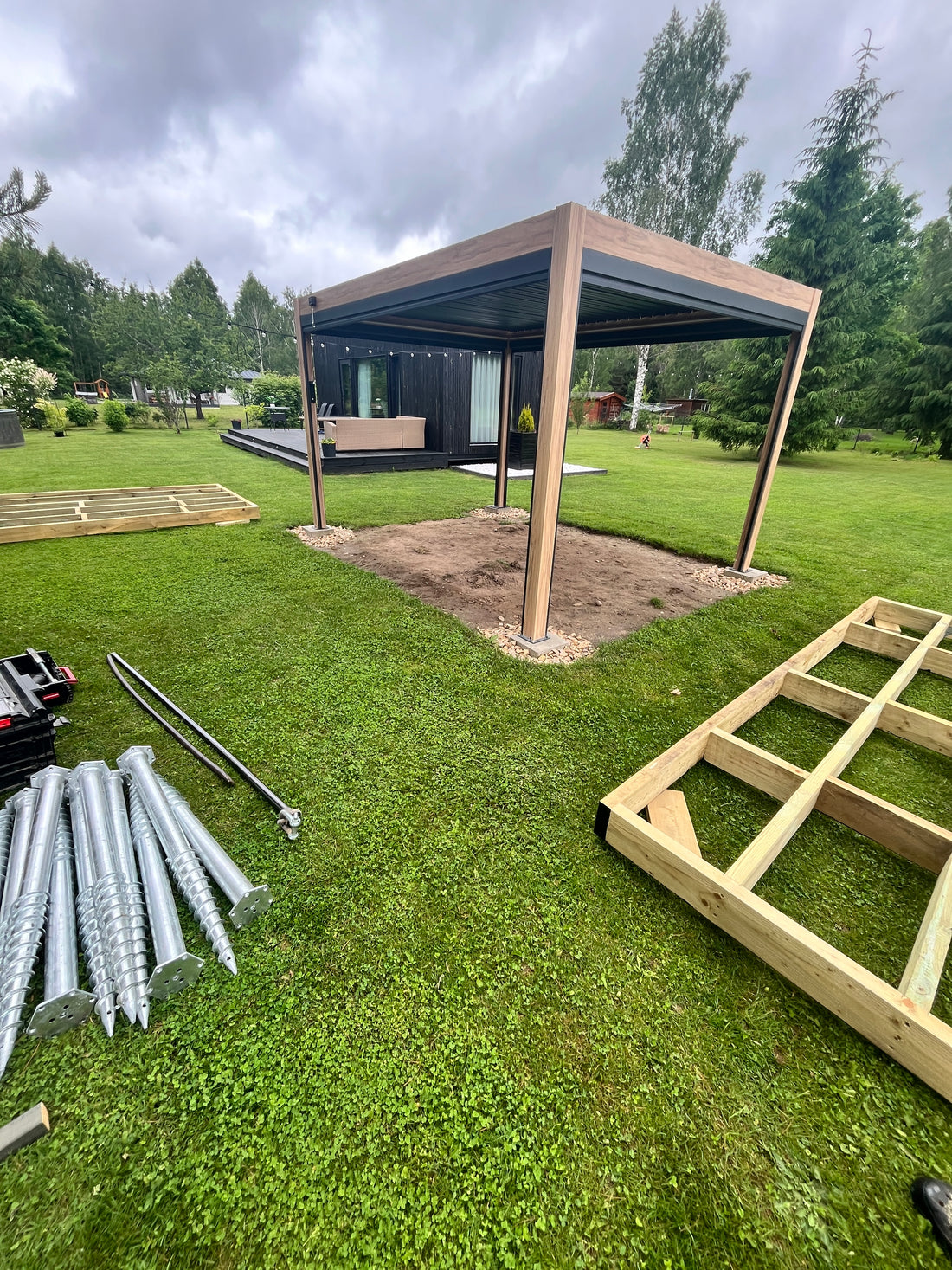 Terrace deck by Terases, 4.6m x 3.2m, featuring wooden planks and sturdy support beams for outdoor patio or deck area.